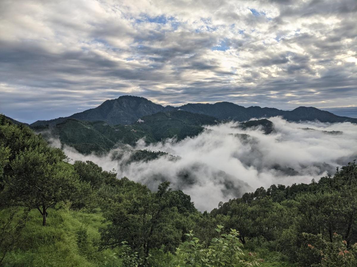 Namastay Himalayas, Kanatal Eksteriør billede